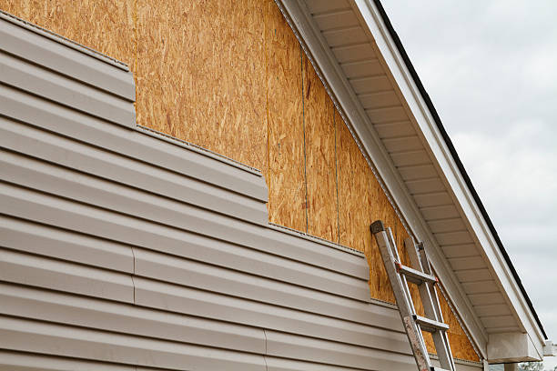 Professional Siding Replacement technician working in McSherrystown, PA